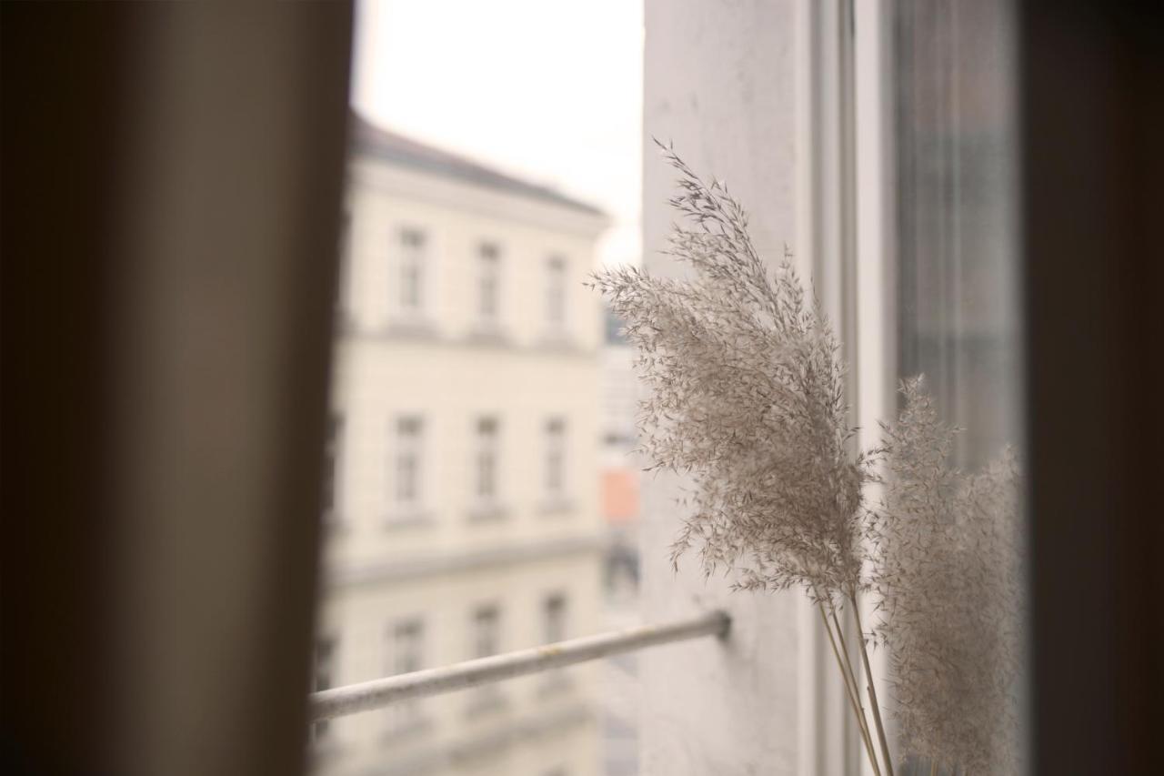 By The River And City Center - Comfortable Rooms Breslau Exterior foto